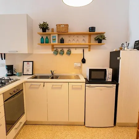 Apartman Seaside Simplicity In Qbajjar Gozo Marsalforn