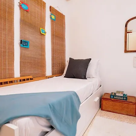 Seaside Simplicity In Qbajjar Gozo Marsalforn