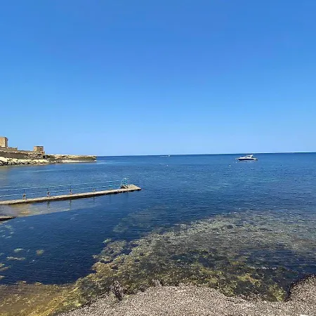 Seaside Simplicity In Qbajjar Gozo
